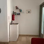 Apartment Jaky Maison Torino, Cozy & Modern Turin