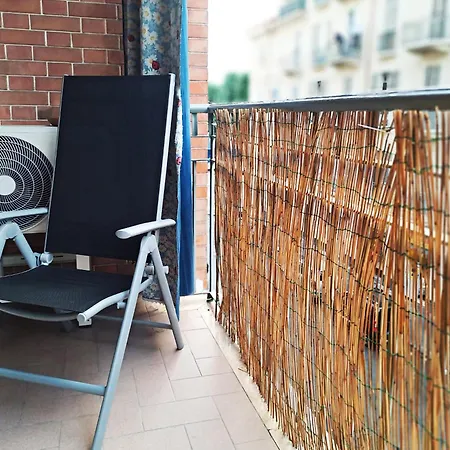 Apartment Jaky Maison Torino, Cozy & Modern With Wi-fi, Kitchen & Balcony *