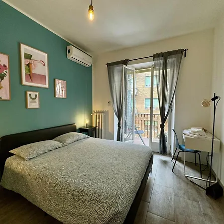 Apartment Jaky Maison Torino, Cozy & Modern With Wi-fi, Kitchen & Balcony *