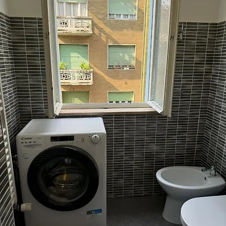 Jaky Maison Torino, Cozy & Modern With Wi-fi, Kitchen & Balcony Turin